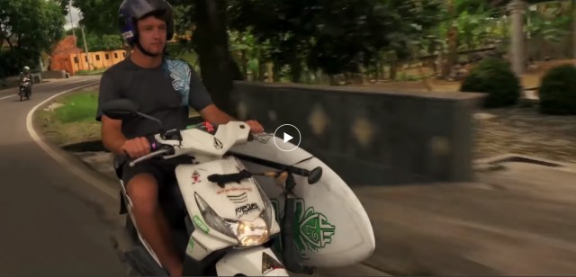 ®Benoit-CARPENTIER-VIDEO_West-Java_2015©GetUp