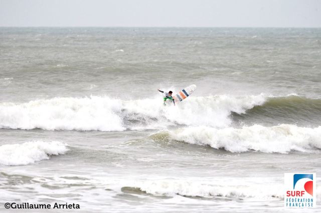®-Benoit-CARPENTIER-longboard-2013-Championnats-de-France-©- Arrieta-657