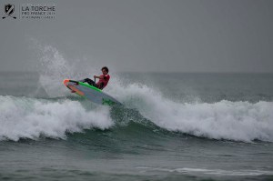 -®Benoit-CARPENTIER-SUP-2014-LA-TORCHE-PRO-7©-Ronan-Gladu-LTPF