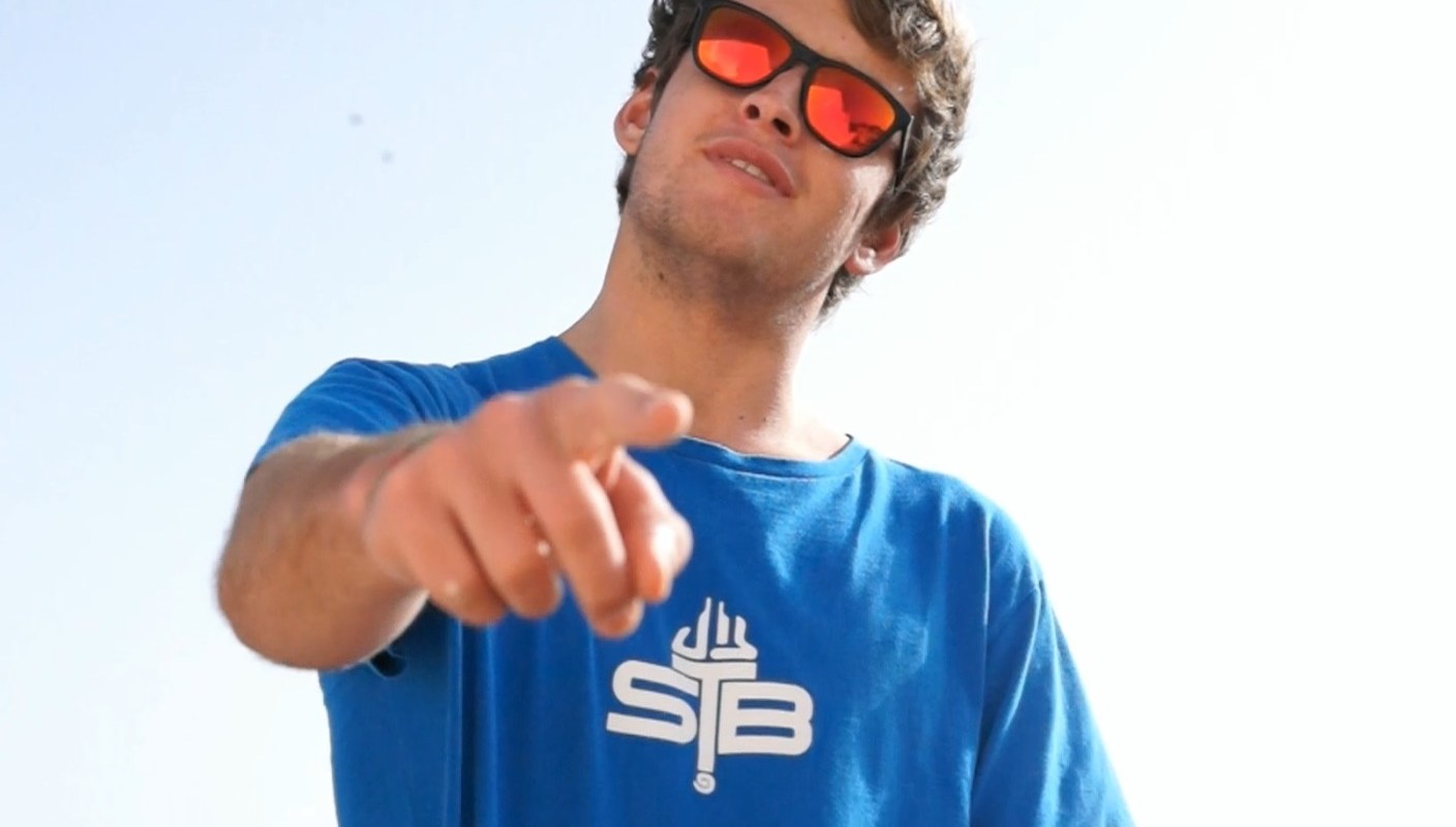 -®Benoit-CARPENTIER-SUP-longboard-surf-VOEUX2015©-C-Carpentier