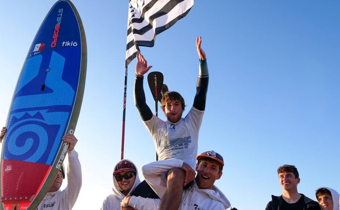 ®Benoit-CARPENTIER-HOSSEGOR-Championnats-de-France-2018-SUPsurf-©-RobinAussenac-une