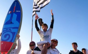 ®Benoit-CARPENTIER-HOSSEGOR-Championnats-de-France-2018-SUPsurf-©-RobinAussenac-une