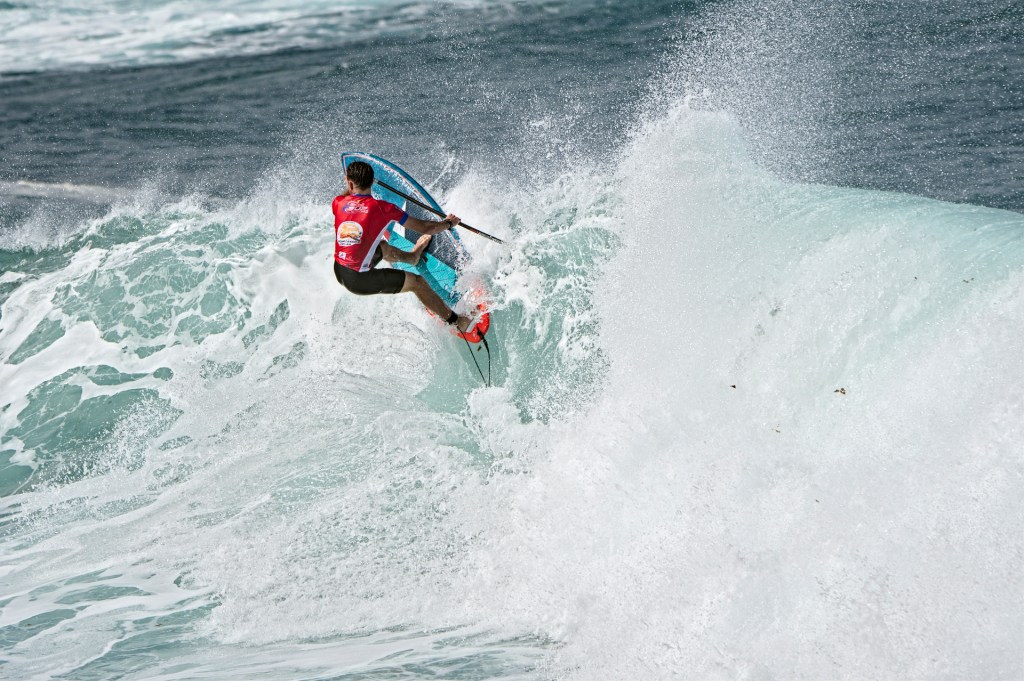 ®Benoit-CARPENTIER-APP-WorldTour-GranCanaria-SUP-surf-2022-©-Max-Czaplewski-3