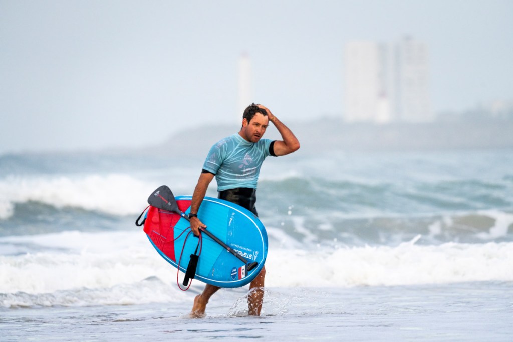 ®Benoit-CARPENTIER-ISA-Worlds-2023-Les-sables-d-Olonne-©-Sean-Evans-ISA-6