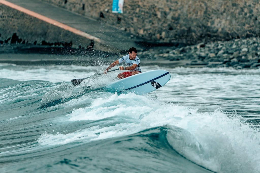 ®-Benoit-CARPENTIER-APP-Gran-Canaria-2024-Longboard-SUP-Pierre-Carpentier-©-APP-18
